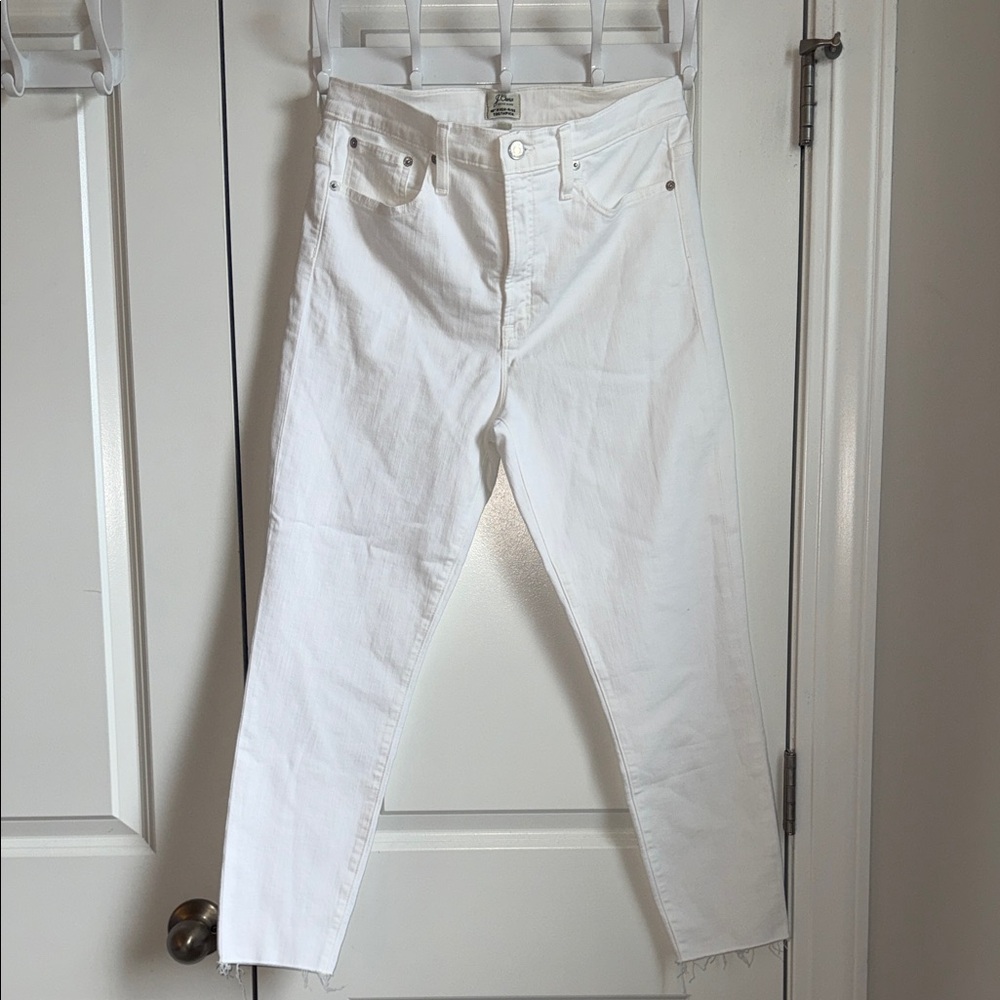 J crew 10” high ride toothpick White Denim Jeans size 31 raw edge bottom